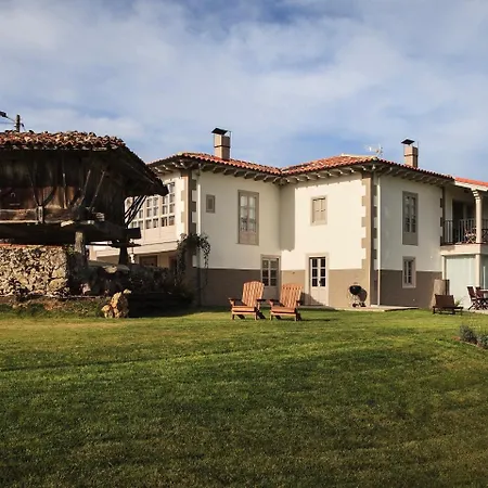 Casa rural El Gran Sueño Hotel&apartamentos - Adults Only Pintueles