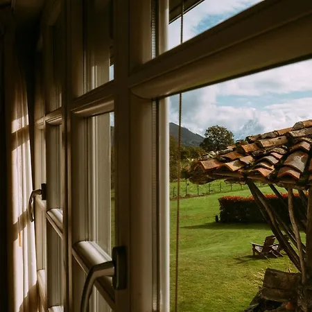 منزل ريفي El Gran Sueno Boutique & - Adults Only